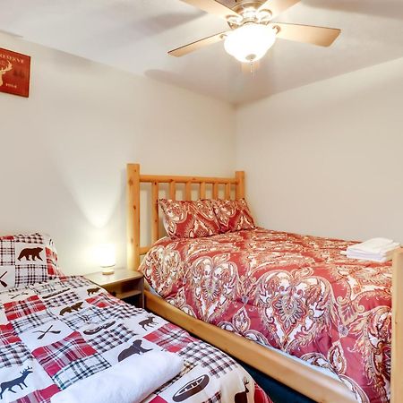 Pet-Friendly Pocono Lake Oasis With Hot Tub! Dış mekan fotoğraf