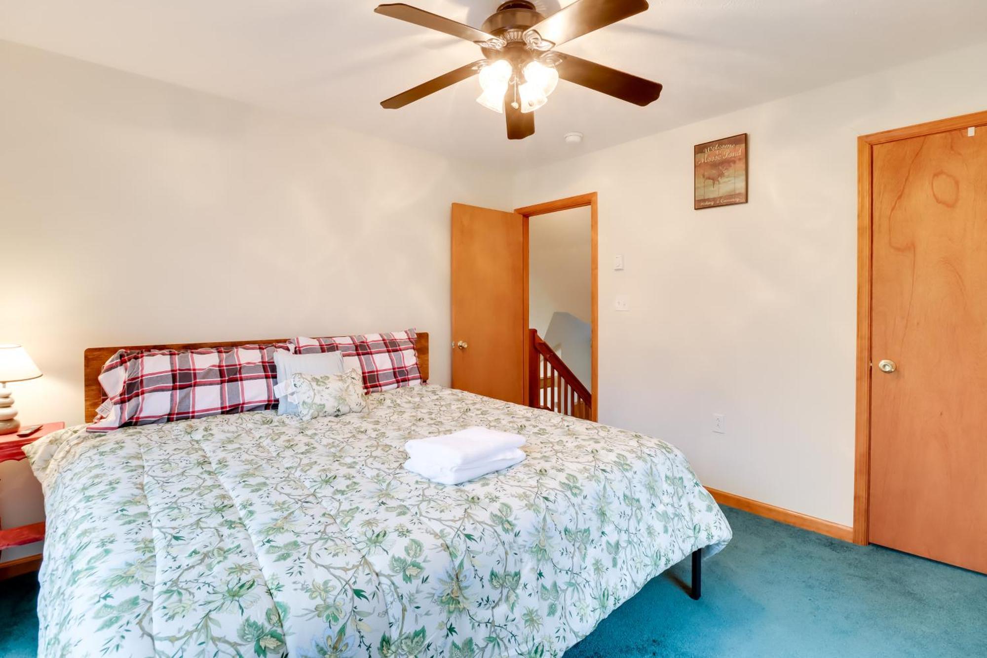 Pet-Friendly Pocono Lake Oasis With Hot Tub! Dış mekan fotoğraf
