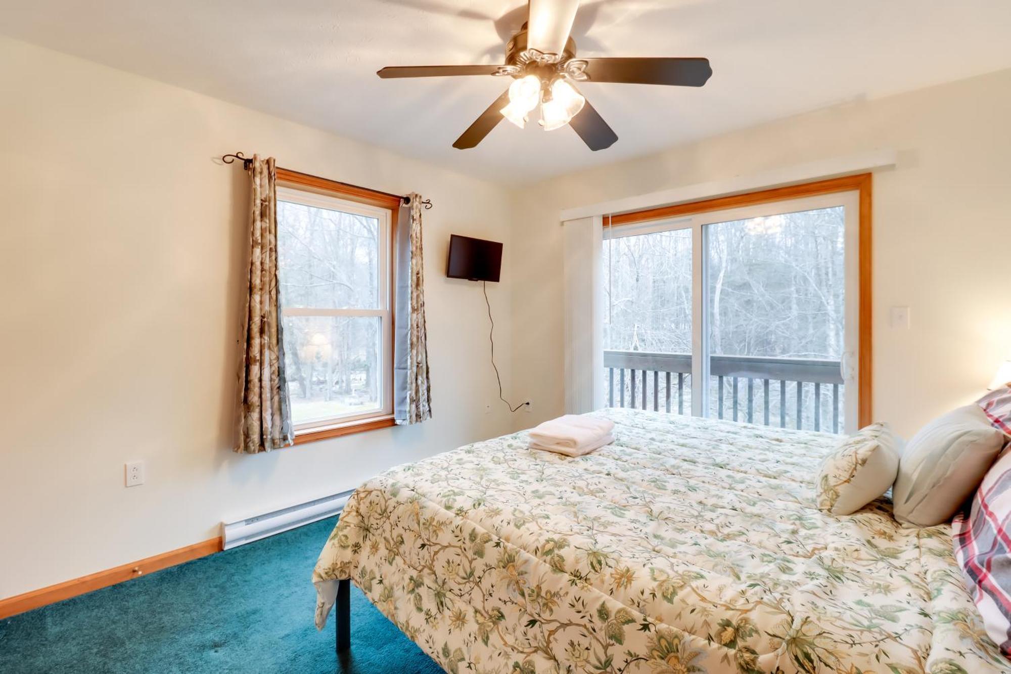 Pet-Friendly Pocono Lake Oasis With Hot Tub! Dış mekan fotoğraf